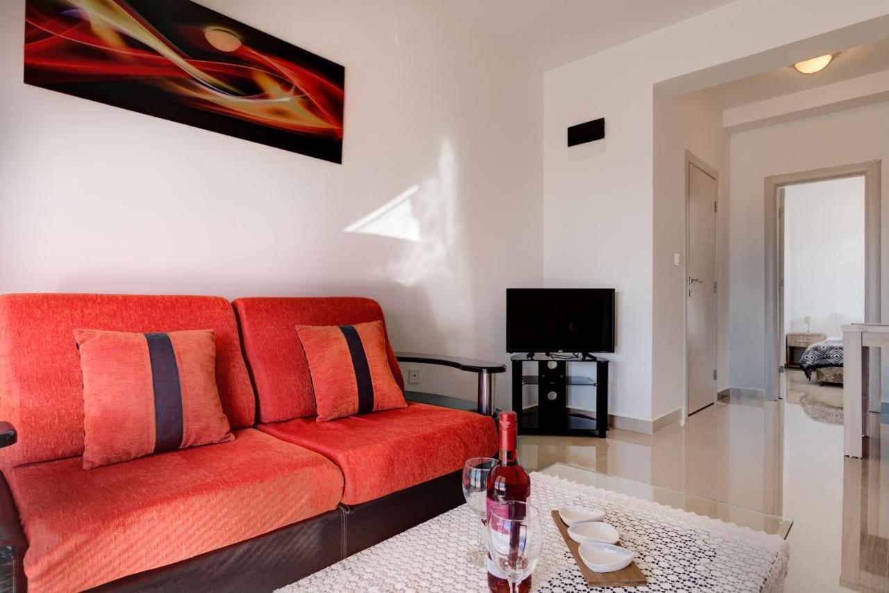 Stars Residence Petrovac Екстер'єр фото