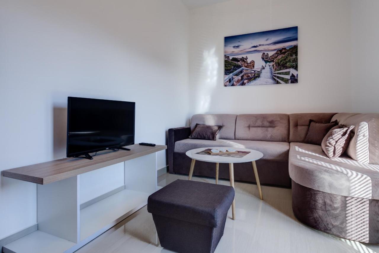 Stars Residence Petrovac Екстер'єр фото