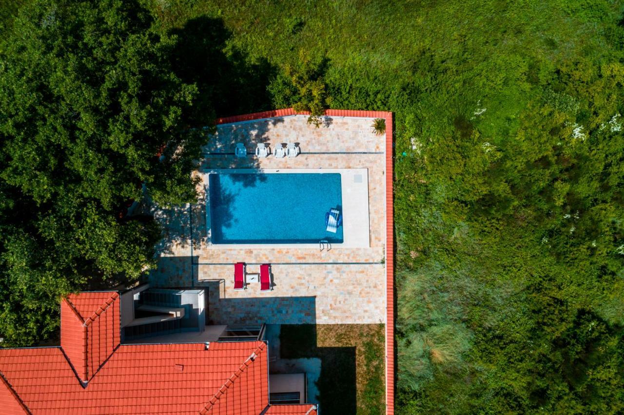 Stars Residence Petrovac Екстер'єр фото