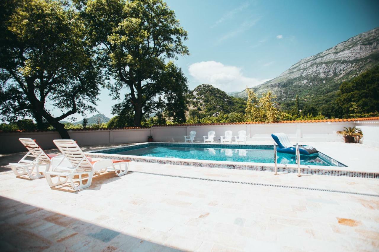 Stars Residence Petrovac Екстер'єр фото